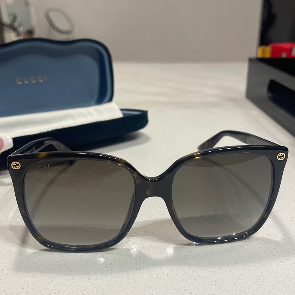 Gucci sunglasses